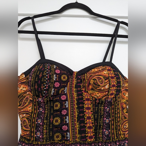 Band of Gypsies Women's Boho Wide Leg Jumpsuit - Picture 7 of 9